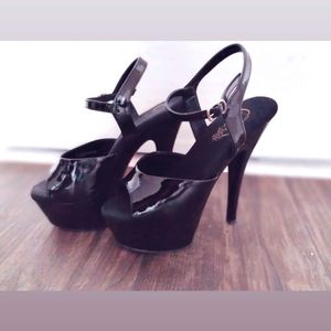 Pleaser Dancer heels